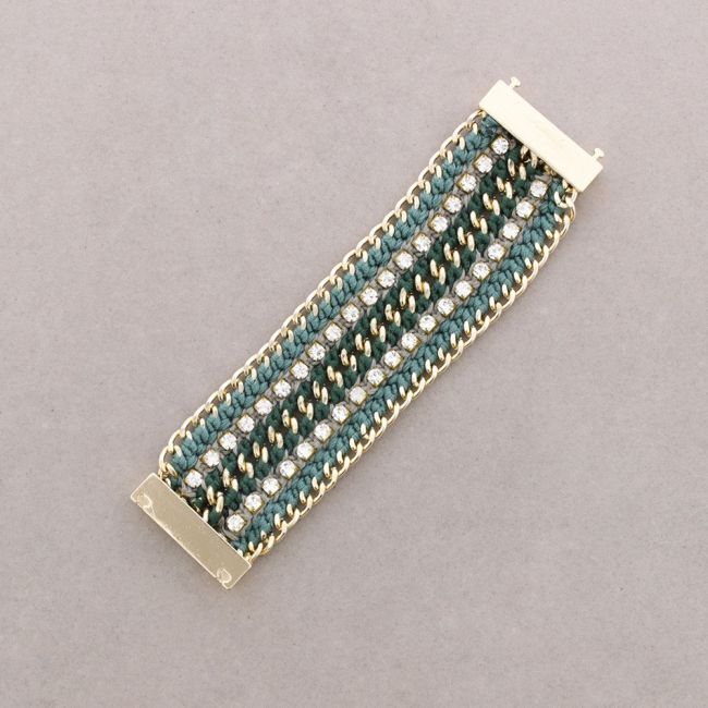 BRACELET WITH BRAIDED THREAD AND CRYSTALS