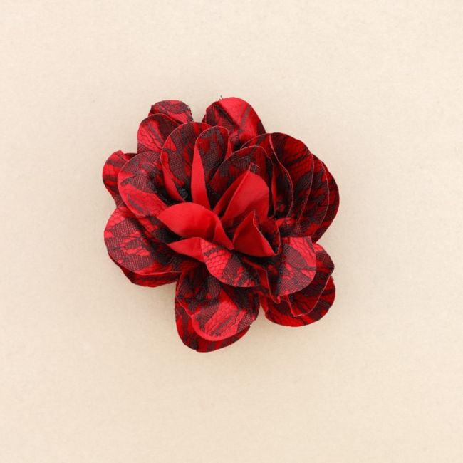 LACE FLOWER BROOCH