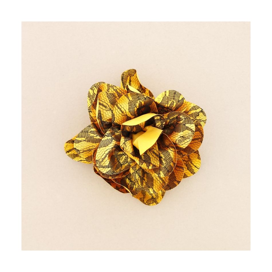 BROCHE FLOR ENCAJE