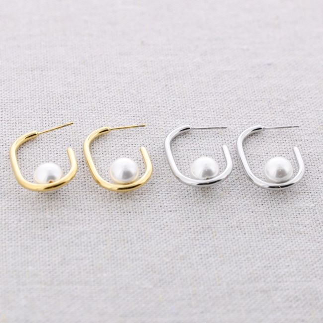 IMITATION PEARL RECTANGULAR HOOP EARRINGS