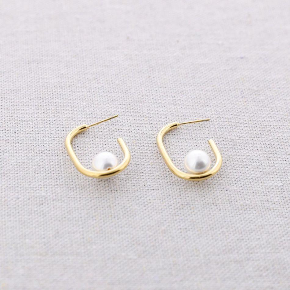 IMITATION PEARL RECTANGULAR HOOP EARRINGS