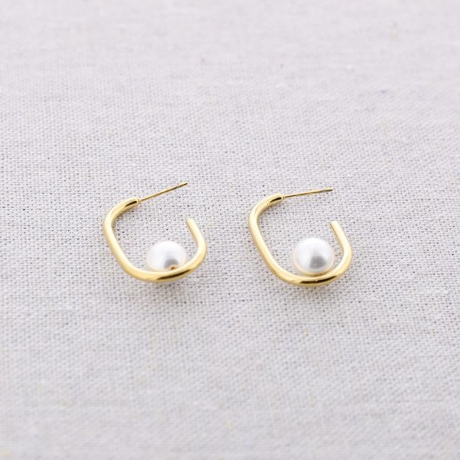 IMITATION PEARL RECTANGULAR HOOP EARRINGS