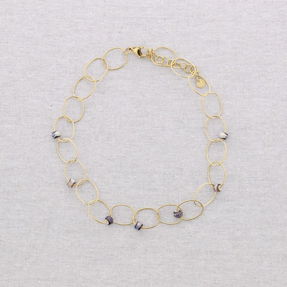 STEEL NECKLACE WITH CERAMIC LINKS