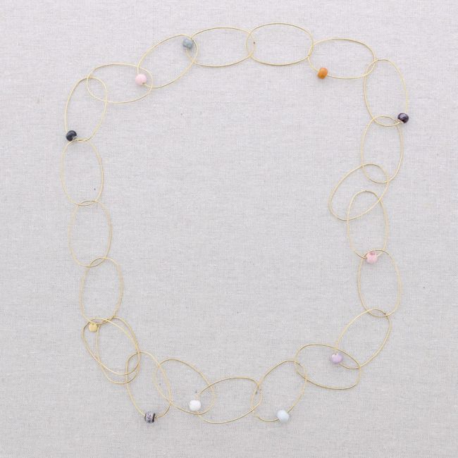 COLLAR LARGO ACERO ESLABONES CERÁMICA