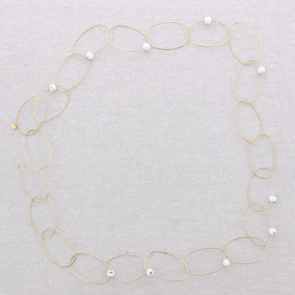 COLLAR LARGO ACERO ESLABONES CERÁMICA
