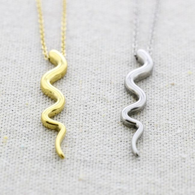 STEEL SNAKE SHORT NECKLACE