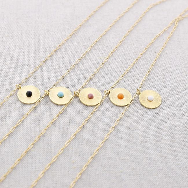 STONE MEDAL PENDANT STEEL SHORT NECKLACE