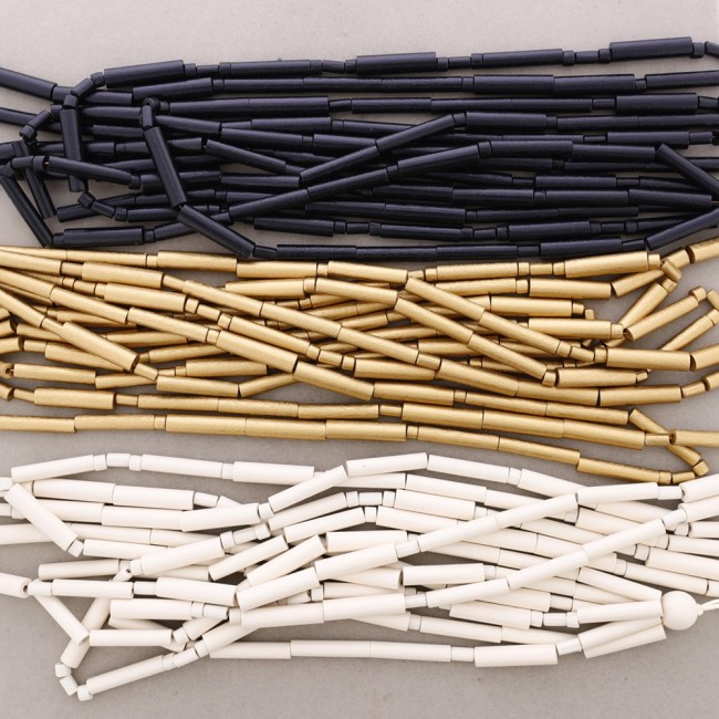 LONG MULTI-TUBE WOODEN NECKLACE