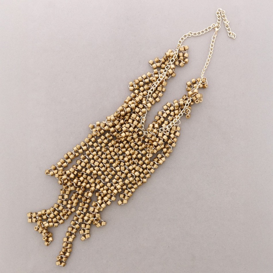 COLLAR BABERO CUENTAS MADERA