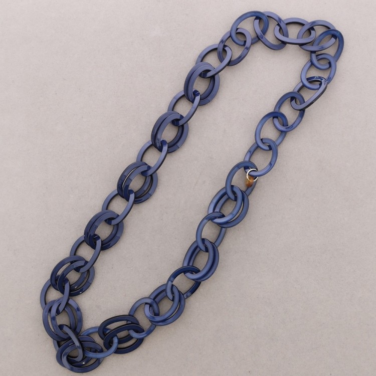 COLLAR LARGO ESLABONES RESINA