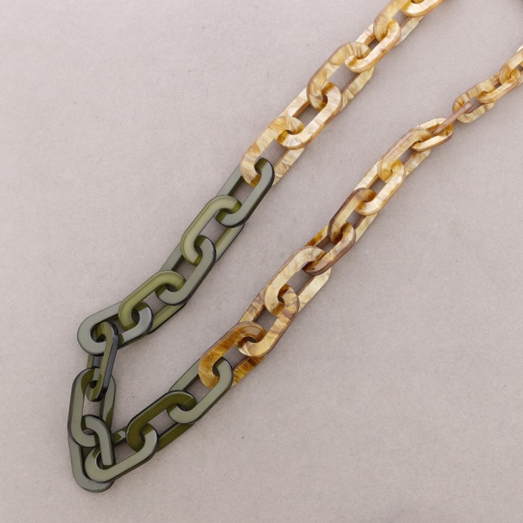 LONG TWO-TONE RESIN LINK NECKLACE