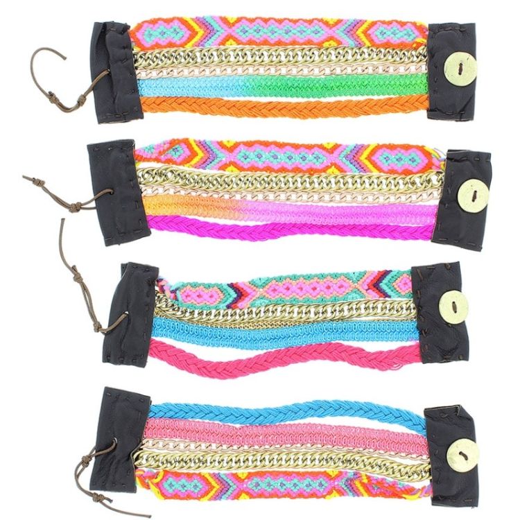 MULTICOLOR BRACELET WITH LEATHER CLOSURE 2