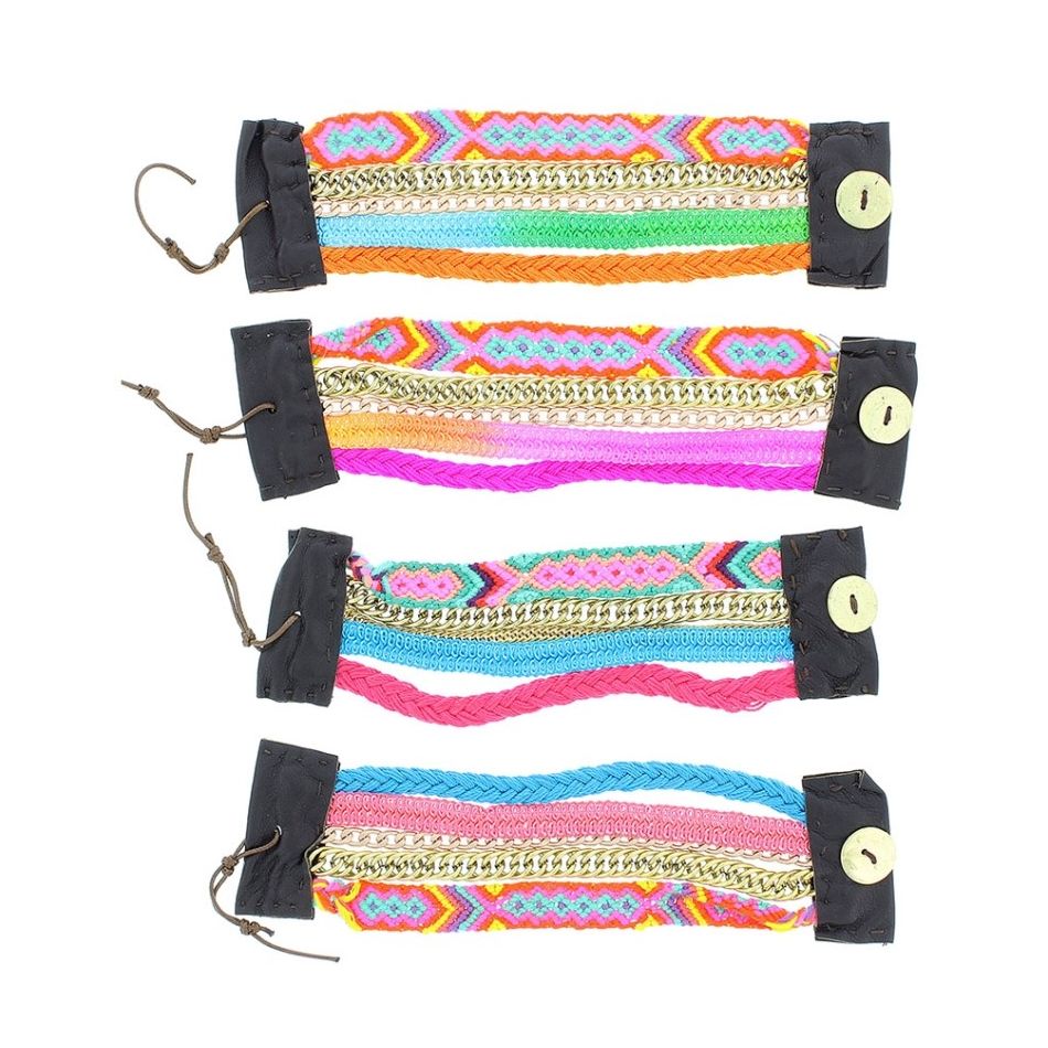 MULTICOLOR BRACELET WITH LEATHER CLOSURE