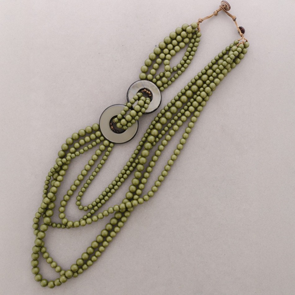 COLLAR LARGO BOLAS ESLABONES RESINA