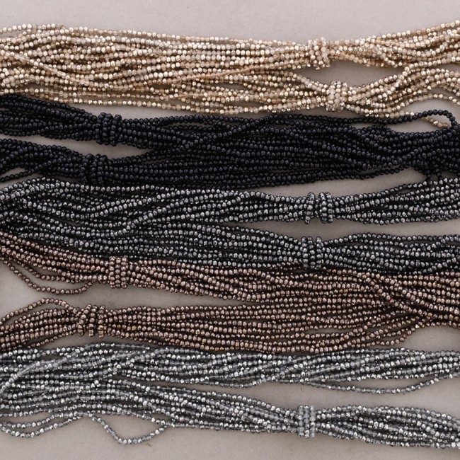 COLLAR LARGO MULTI FILAS CRISTALES FACETADOS