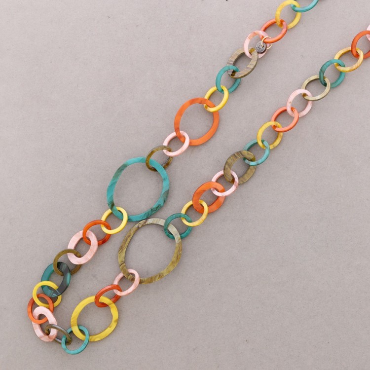 LONG RESIN LINK NECKLACE