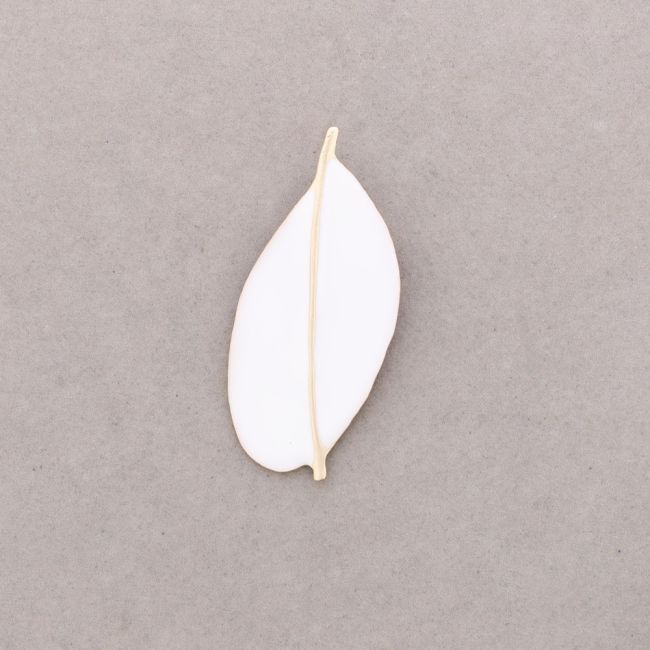 METAL ENAMEL LEAF BROOCH