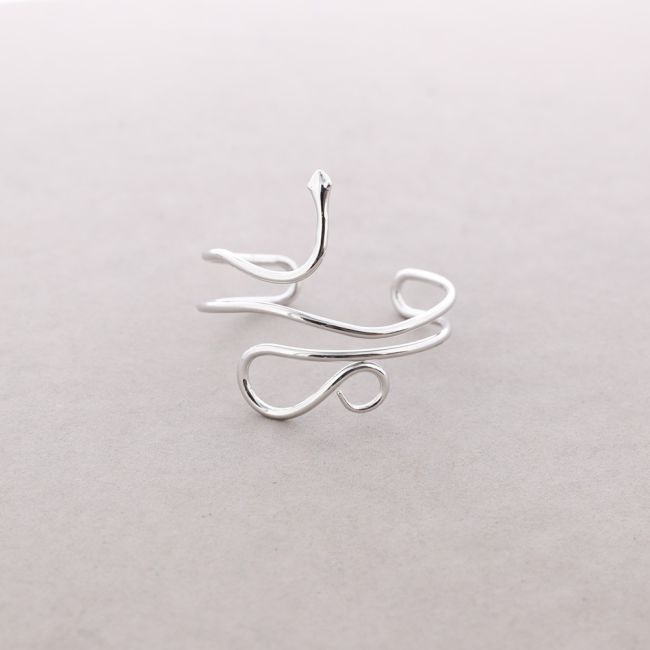 ADJUSTABLE METAL SNAKE BRACELET
