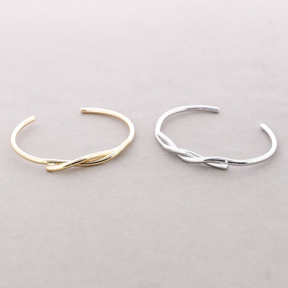 ADJUSTABLE METAL BRAID BRACELET