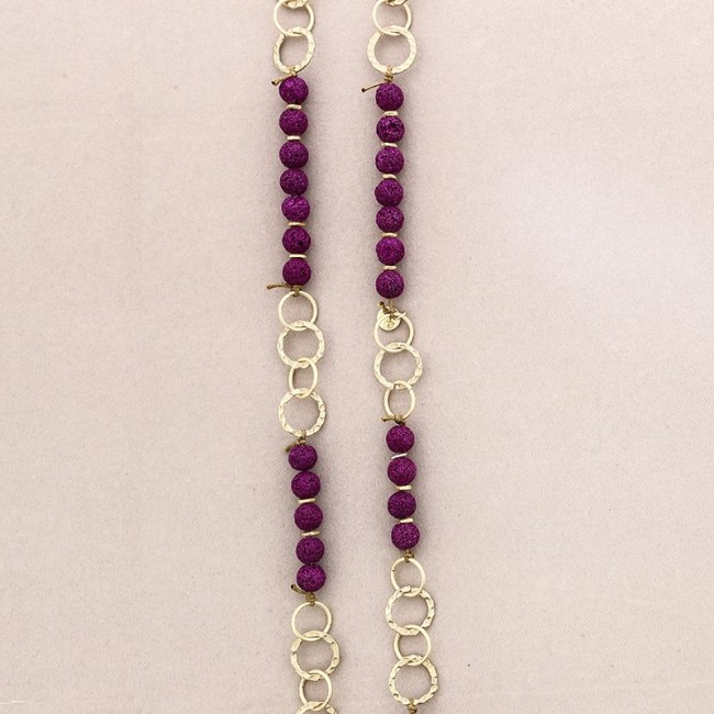 COLLAR LARGO CUENTAS LAVAS ANILLAS METAL