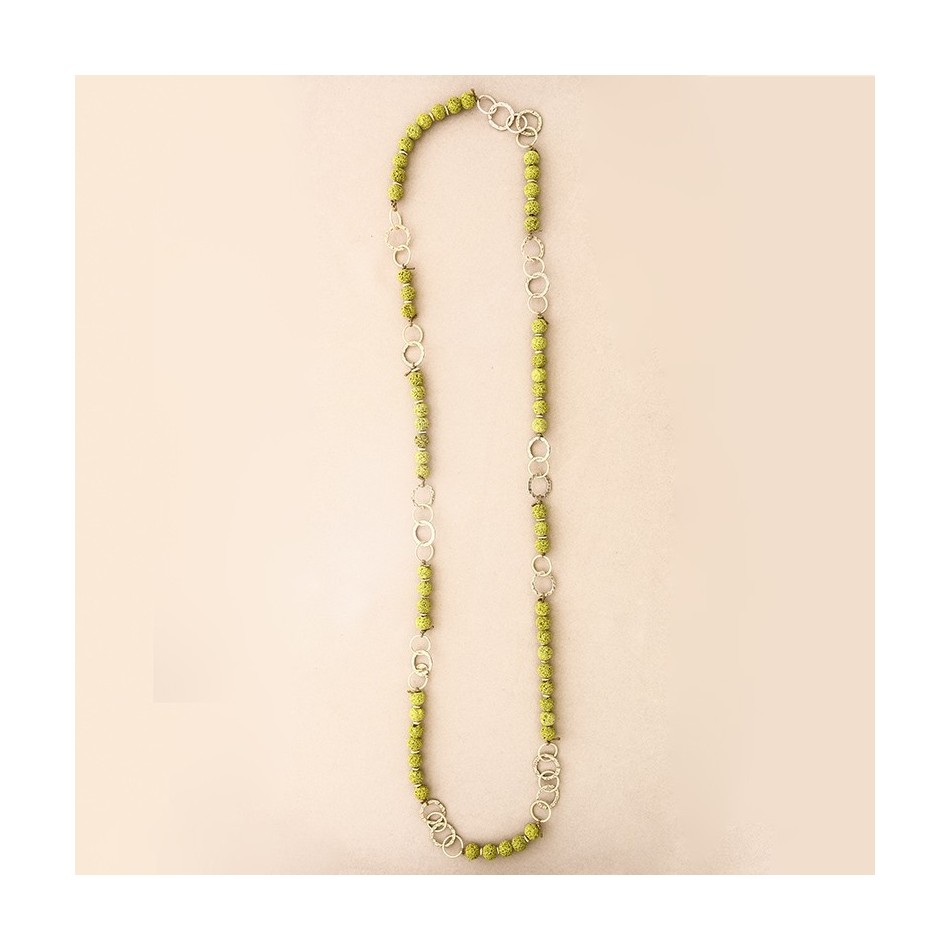 COLLAR LARGO CUENTAS LAVAS ANILLAS METAL