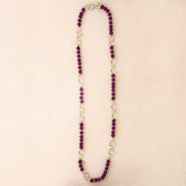 COLLAR LARGO CUENTAS LAVAS ANILLAS METAL