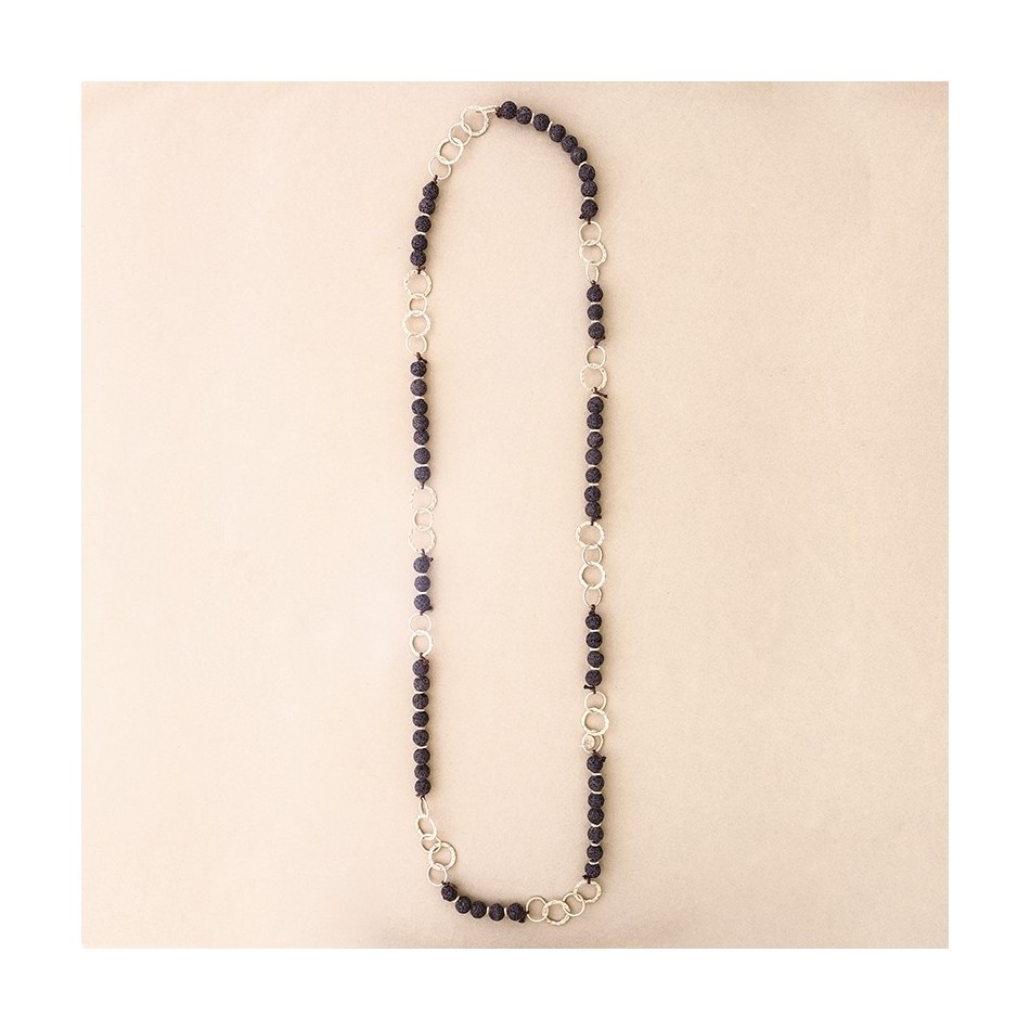 COLLAR LARGO CUENTAS LAVAS ANILLAS METAL