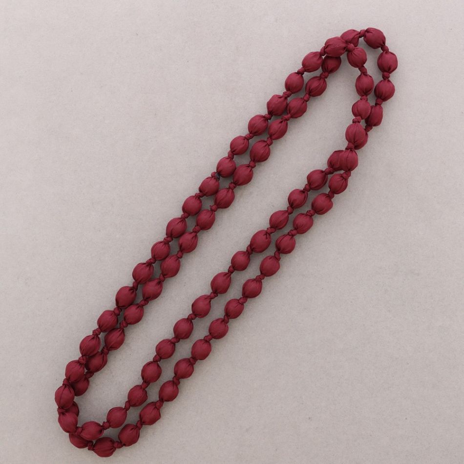 LONG NECKLACE WITH FABRIC LINED BALLS 160CM
