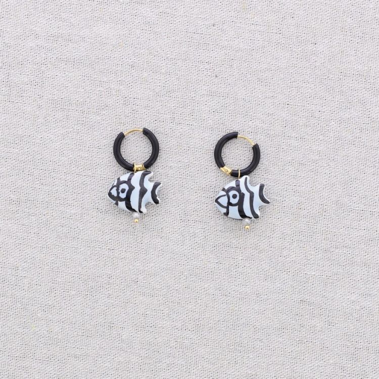 STEEL HOOP EARRINGS WITH CERAMIC FISH
