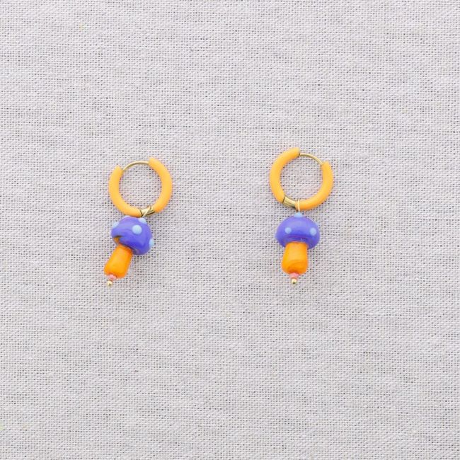 STEEL HOOP EARRINGS WITH MUSHROOM PENDANT
