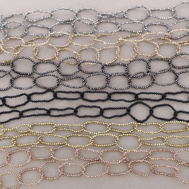 LONG NECKLACE WITH FACETED CRYSTALS