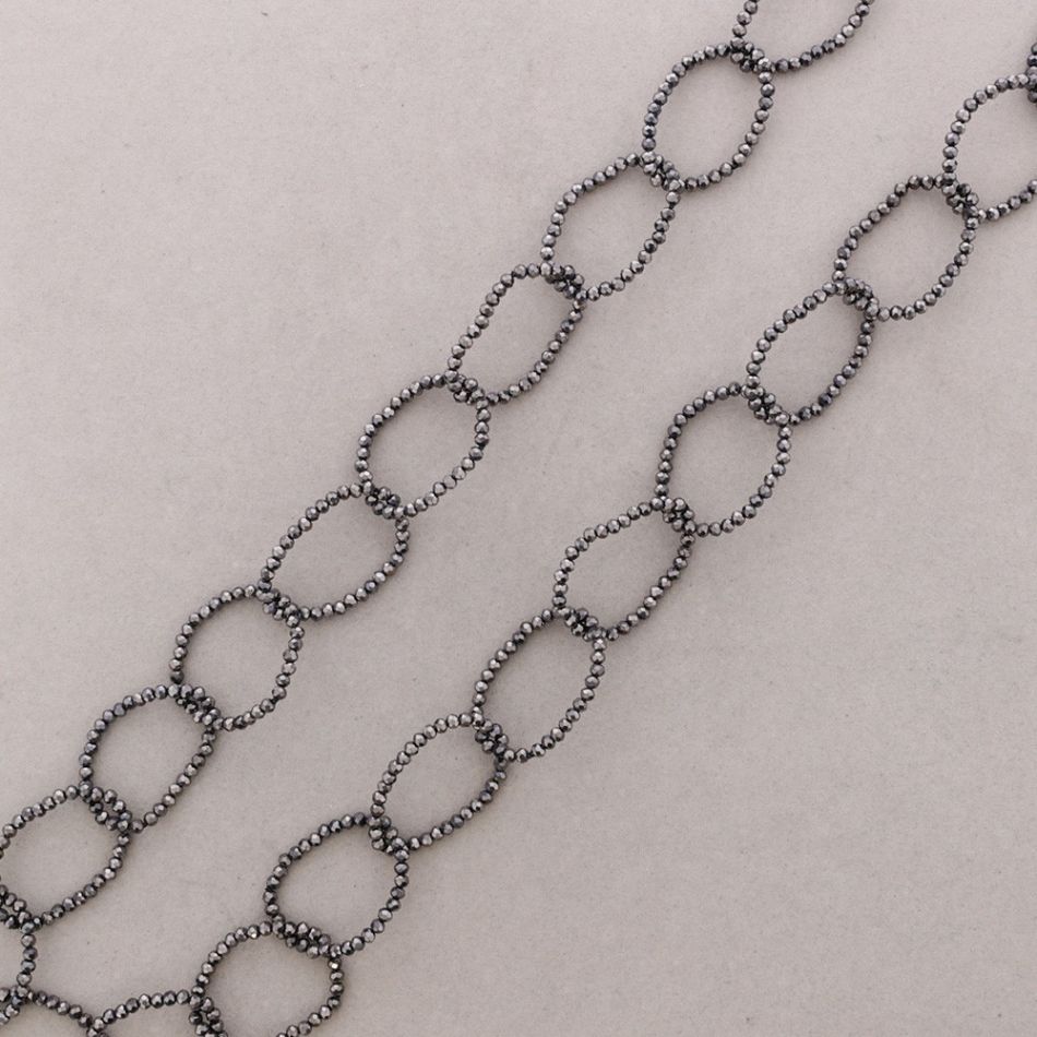 LONG NECKLACE WITH FACETED CRYSTALS
