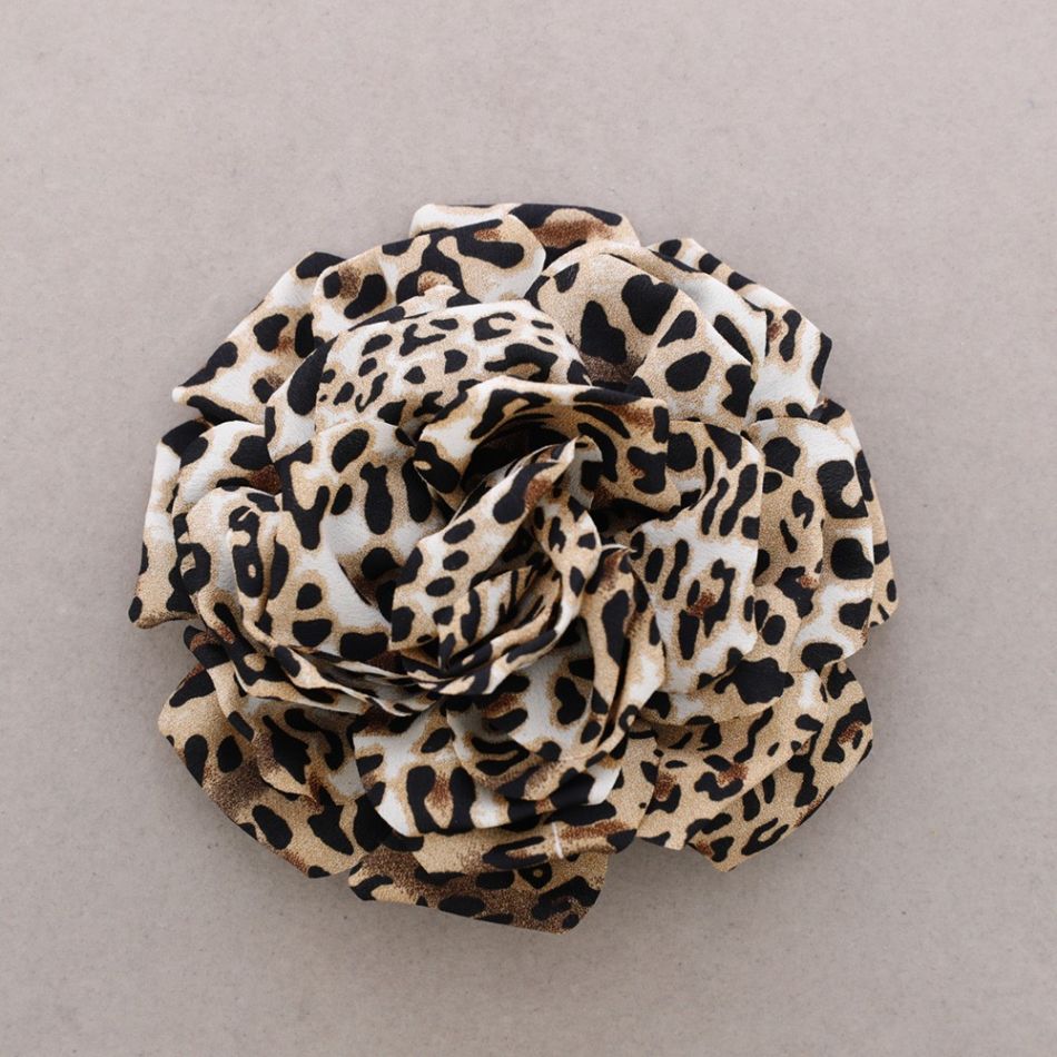 BROCHE FLOR TELA ESTAMPADA LEOPARDO 15CM