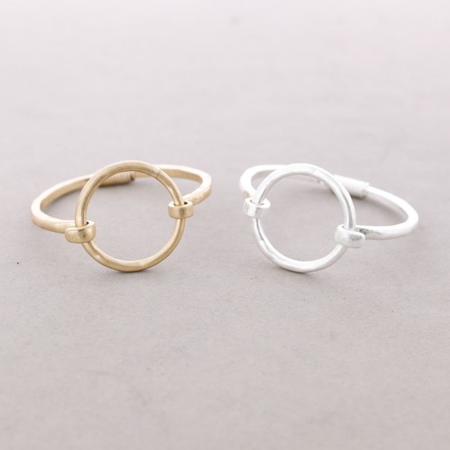 OPEN METAL RING BRACELET