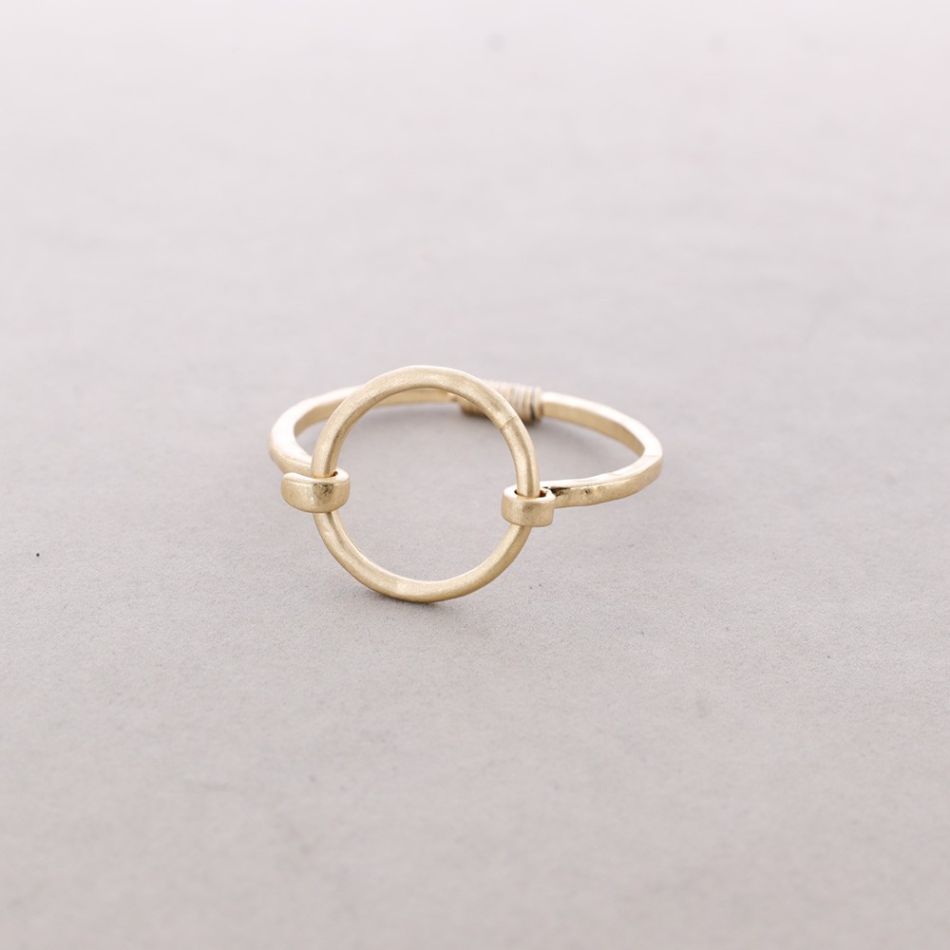 OPEN METAL RING BRACELET