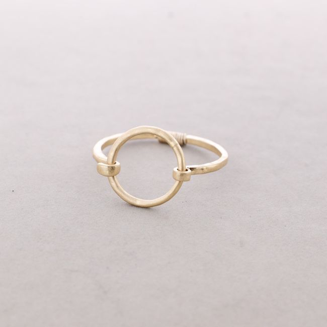 OPEN METAL RING BRACELET
