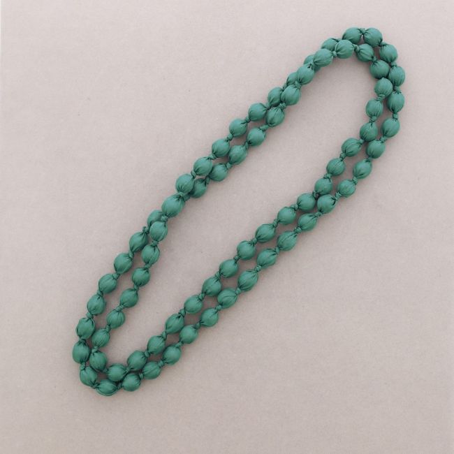 COLLAR LARGO BOLAS FORRADAS TELA 160CM