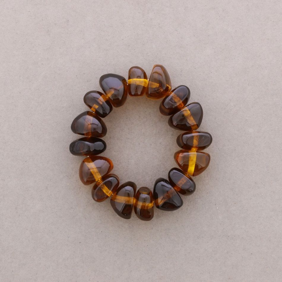 ELASTIC BRACELET WITH IRREGULAR RESIN BEADS