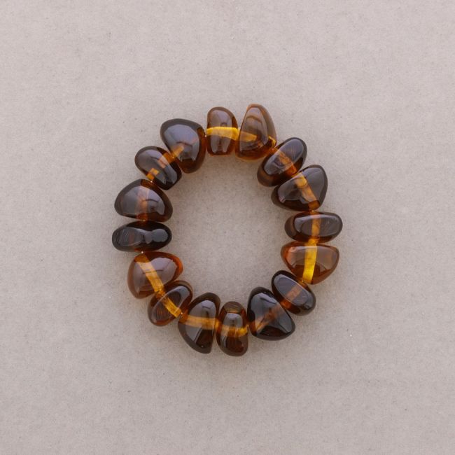 ELASTIC BRACELET WITH IRREGULAR RESIN BEADS