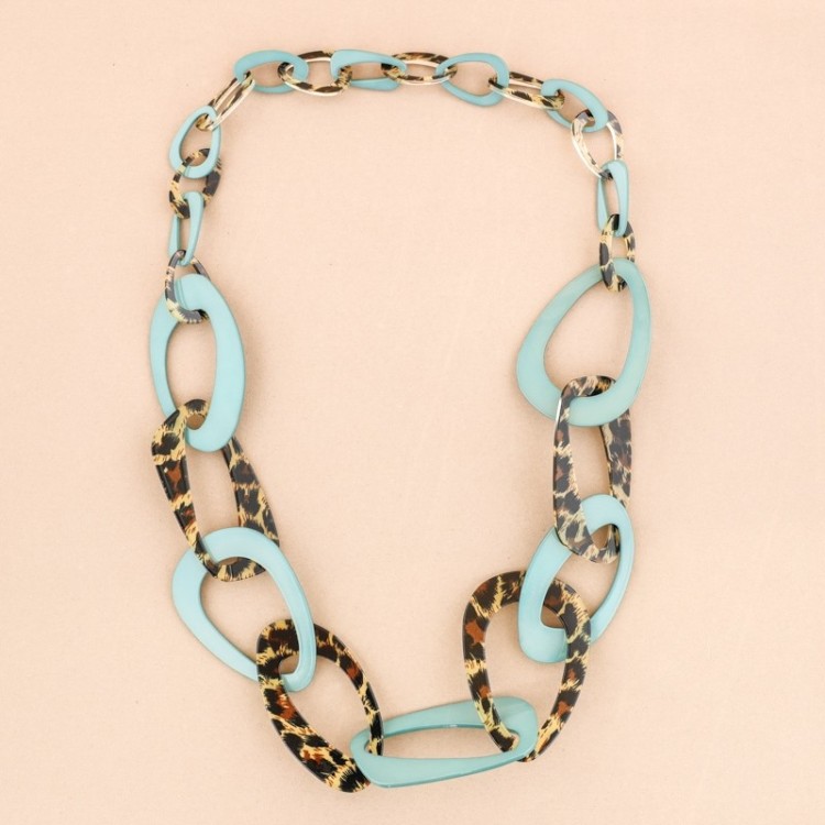 COLLAR LARGO ESLABONES RESINA