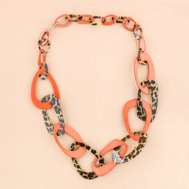 LONG RESIN LINK NECKLACE