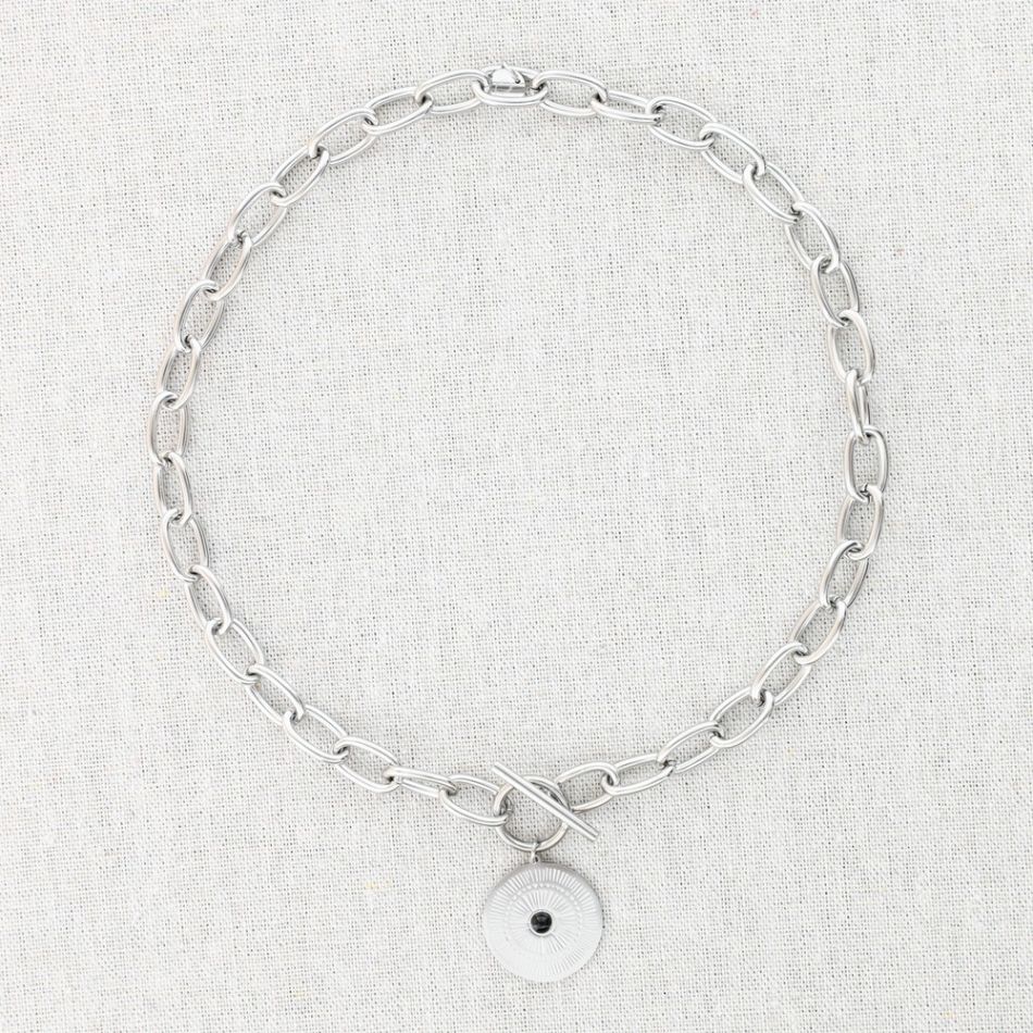 STEEL LINK SHORT NECKLACE WITH MEDAL PENDANT 40 CM