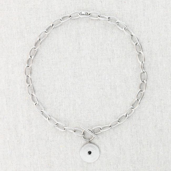 STEEL LINK SHORT NECKLACE WITH MEDAL PENDANT 40 CM