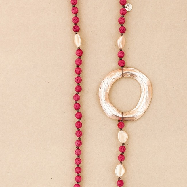 COLLAR LARGO CUENTAS LAVAS ANILLA METAL