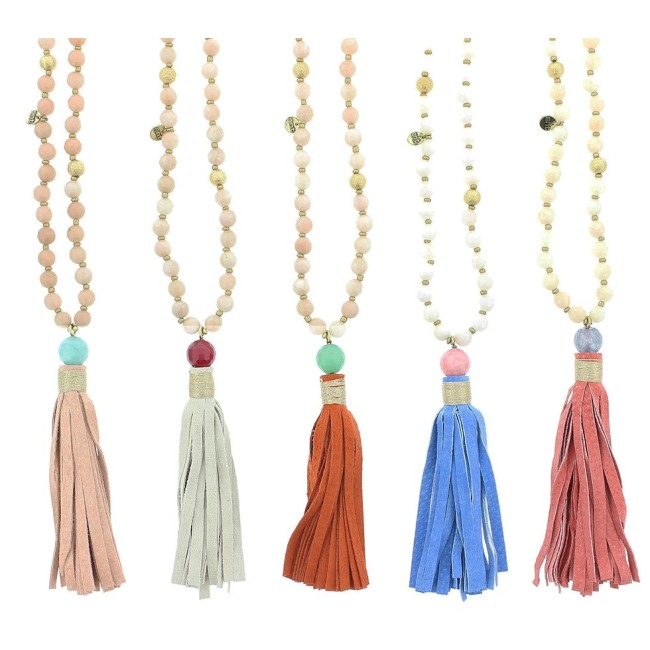 LONG NECKLACE WITH STONES AND FRINGE PENDANTS