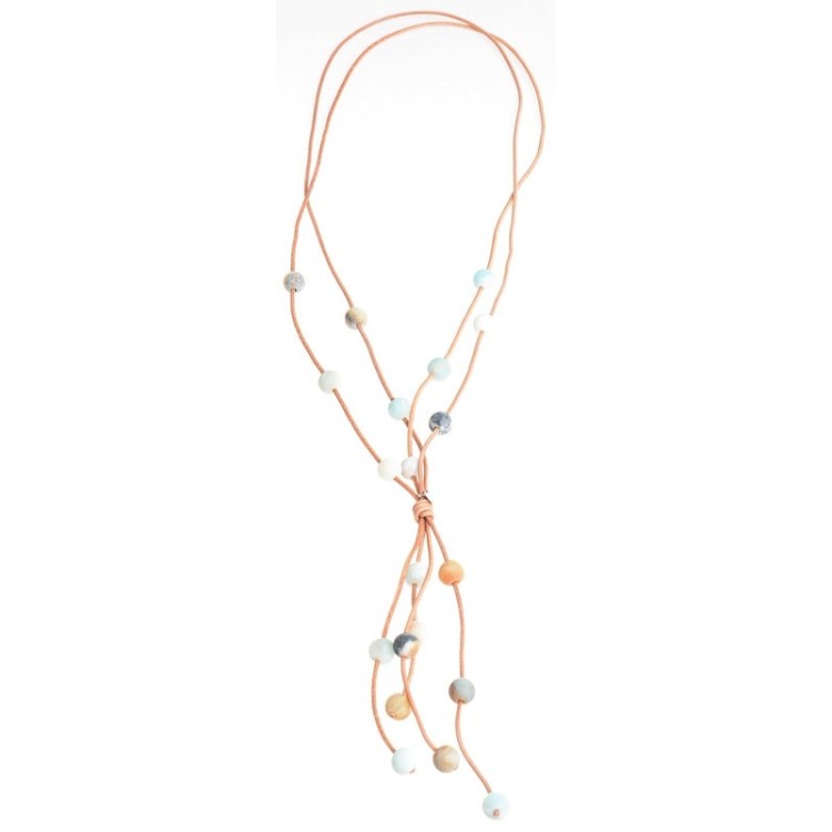 COLLAR LARGO CUERO PIEDRAS