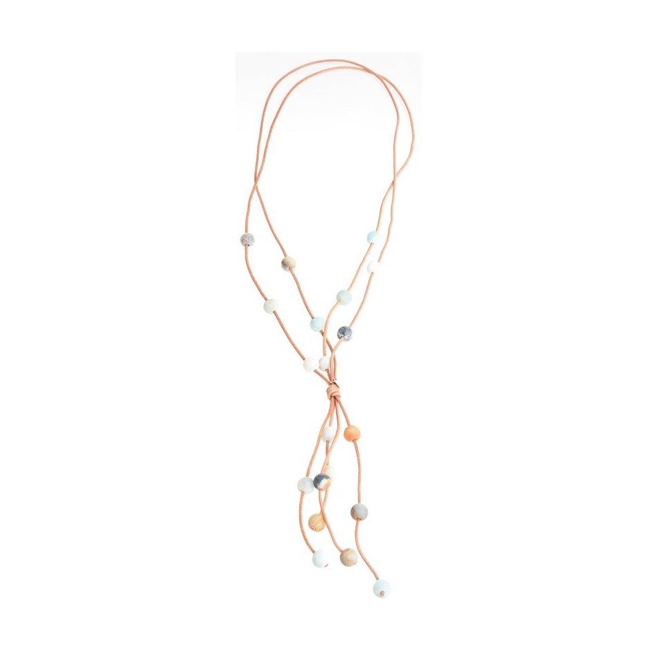 COLLAR LARGO CUERO PIEDRAS