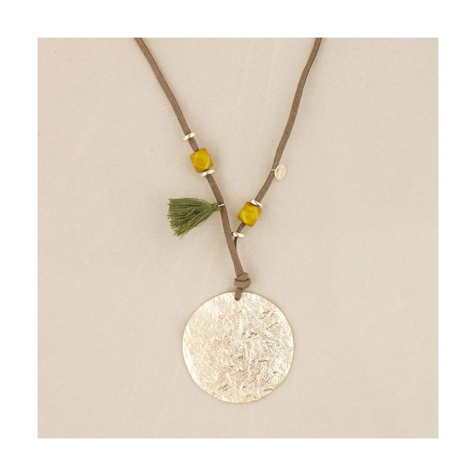 METAL MEDAL PENDANT LONG NECKLACE