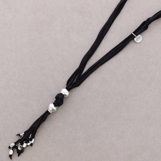 LONG SUEDE NECKLACE WITH METAL BEADS
