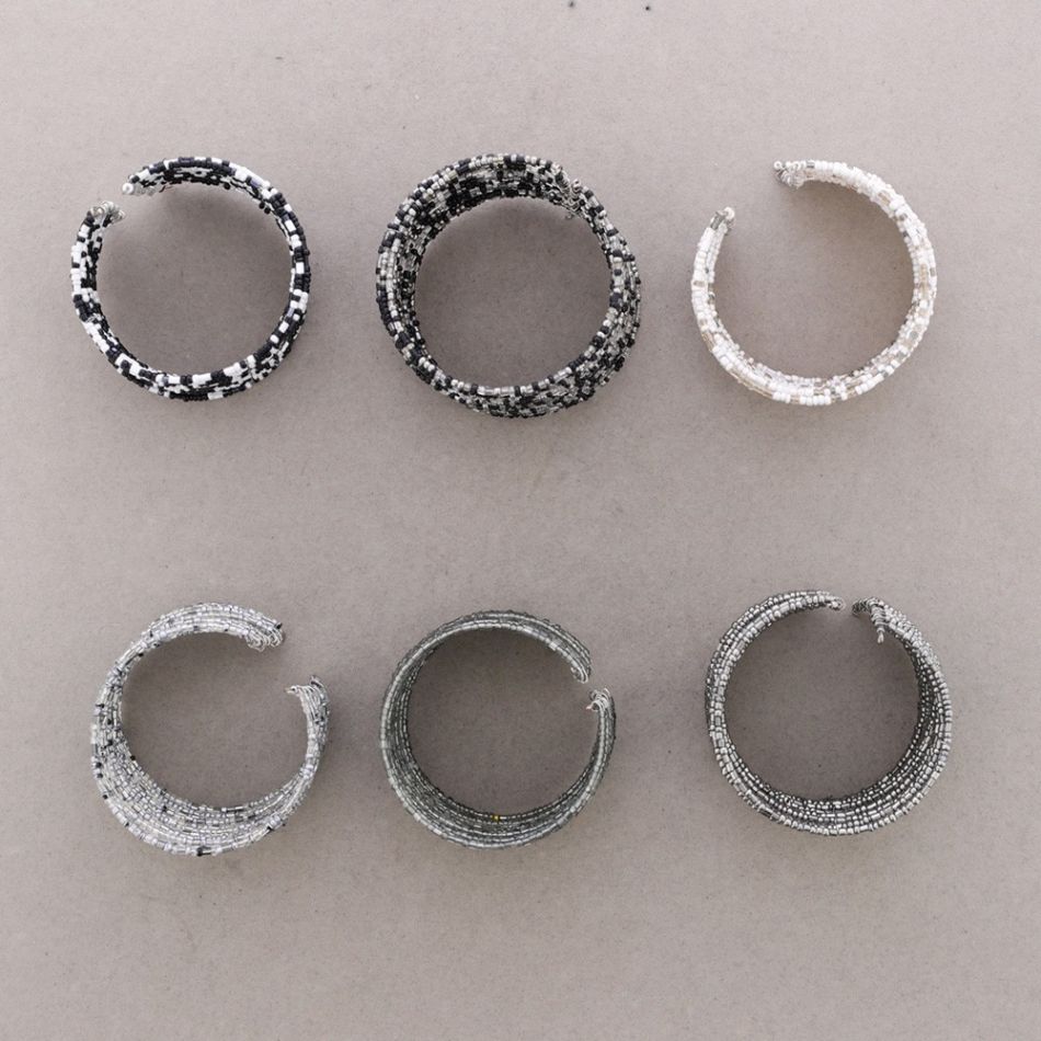 BEAD BRACELET